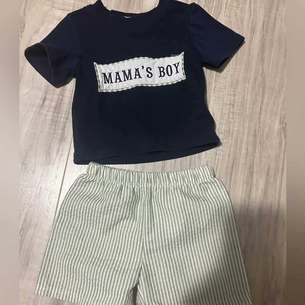 Navy 'Mama's Boy' T-Shirt and Striped Shorts Set size 3months